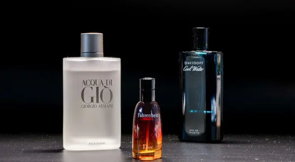 Perfumy w bagażu podręcznym: Acqua di Gio, Fahrenheit Dior i Cool Water Davidoff. Idealne na podróż.